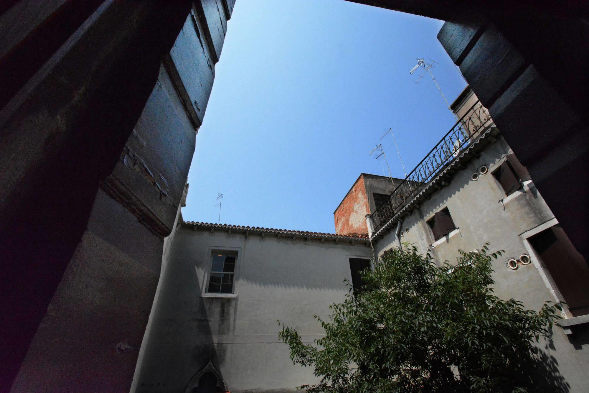 Ve.N.I.Ce. Cera Palazzo Grimani Apartment Veneţia Exterior foto