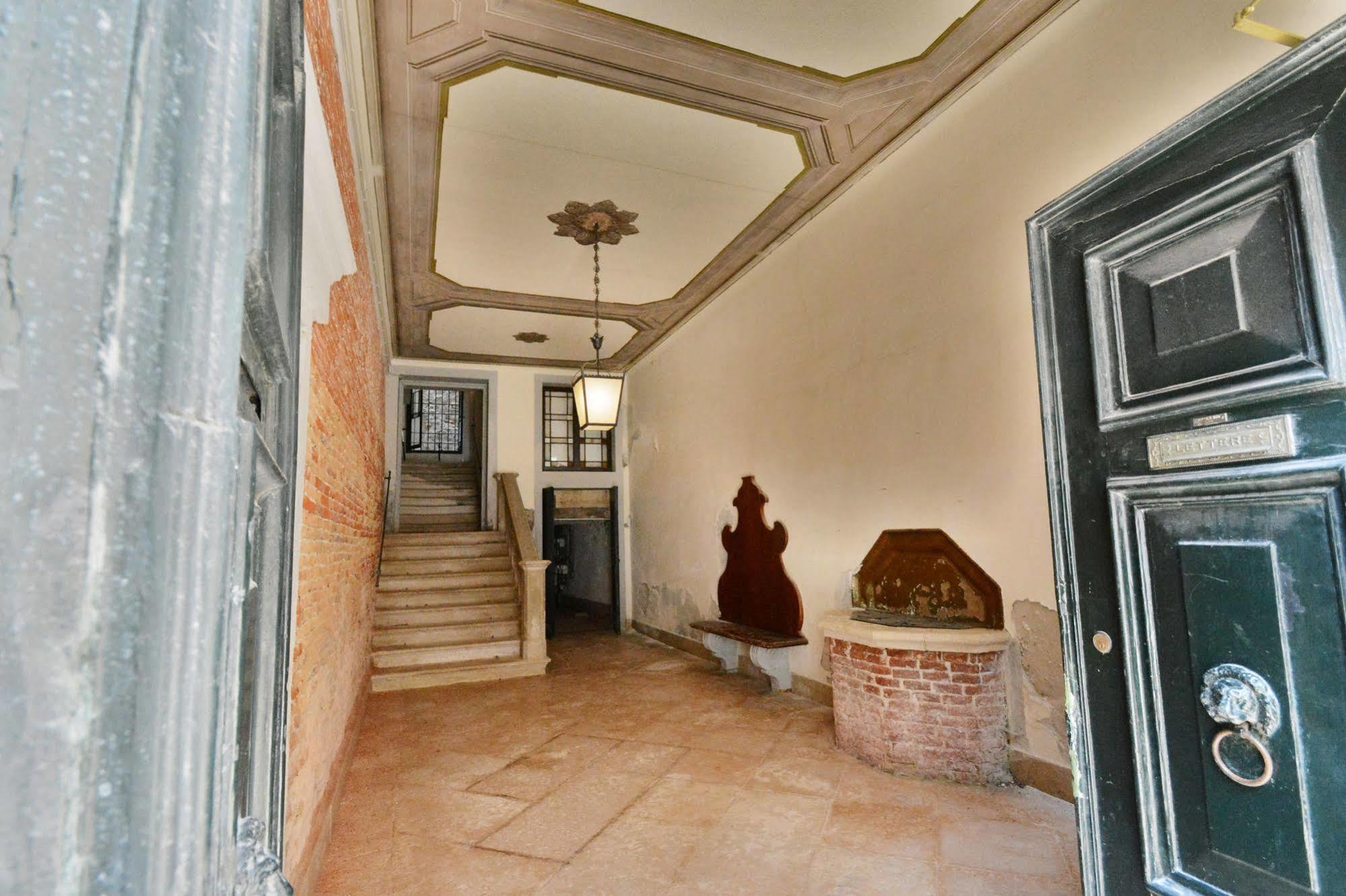 Ve.N.I.Ce. Cera Palazzo Grimani Apartment Veneţia Exterior foto